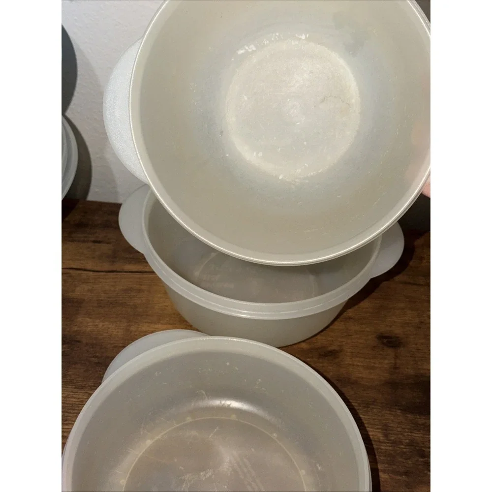 lot of 21 vintage tupperware Containers And Lids Various Colors And Sizes